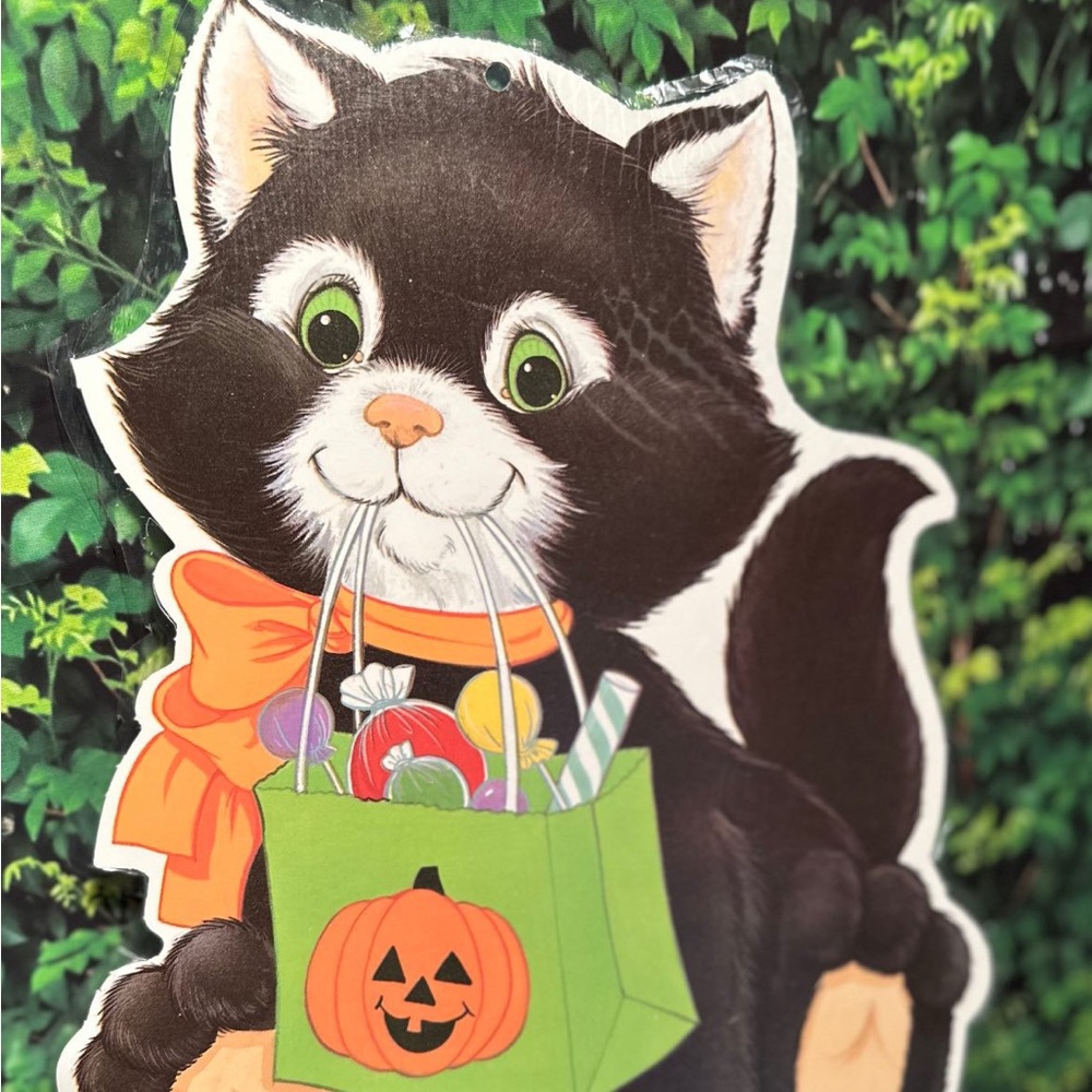 Vintage Cat Halloween Die Cut